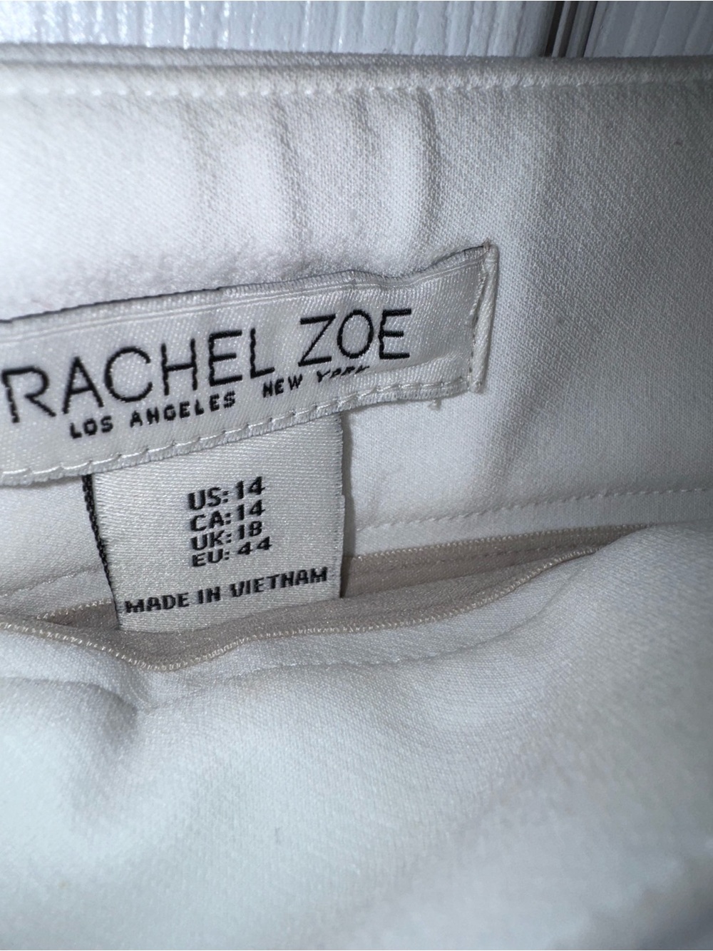 41. Rachel Zoe Wide-Leg Cropped Dress Pants in White - Picture 7 of 9